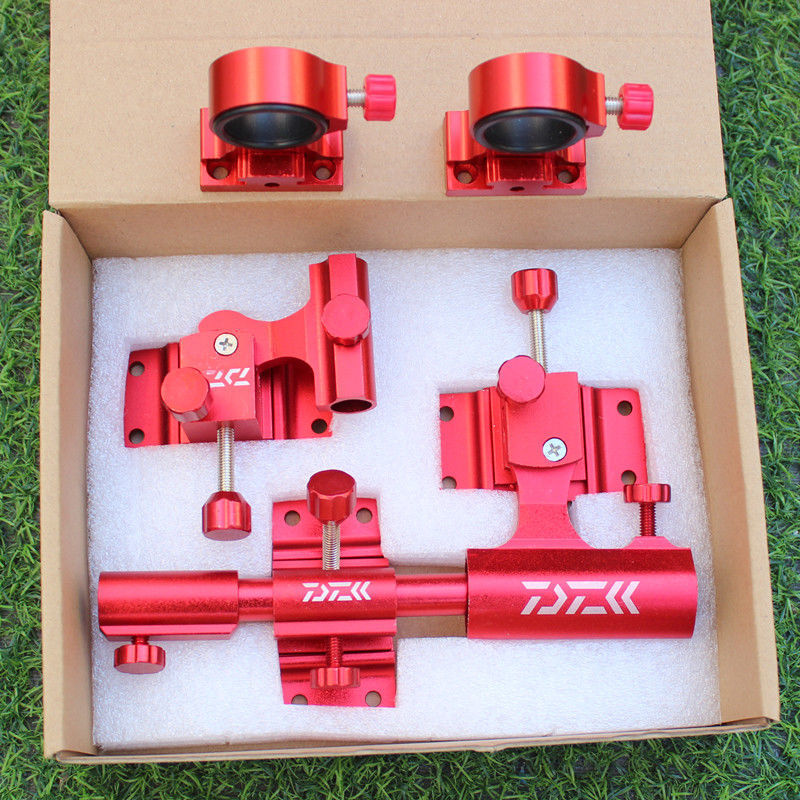 Four sets of Chinese red-right hands